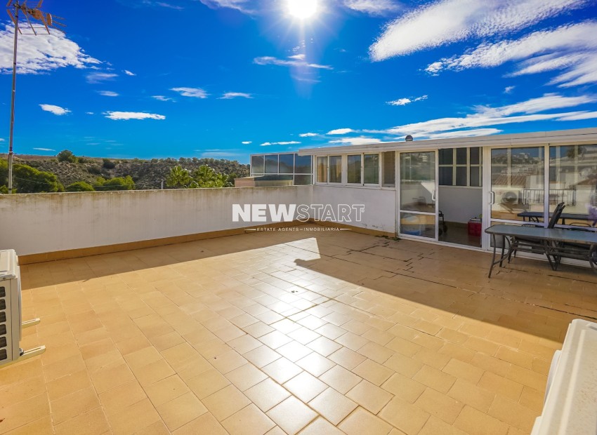 Resale - Quad - La Marina - Urb. La Marina