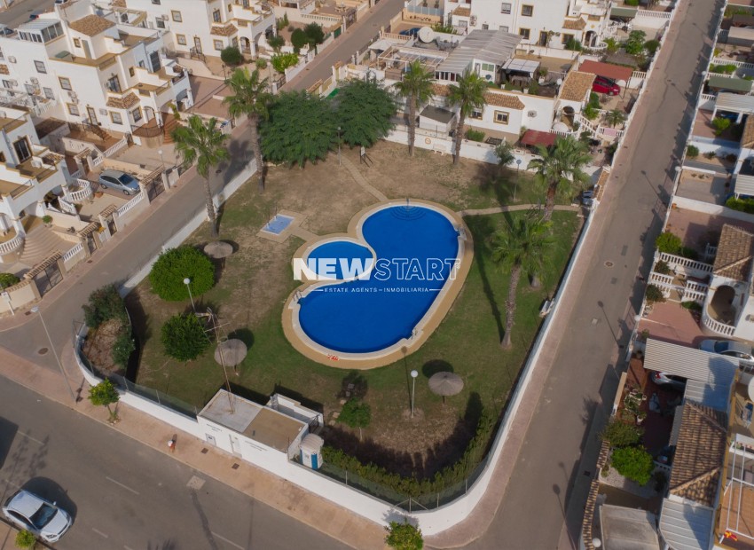 Resale - Quad - La Marina - Urb. La Marina