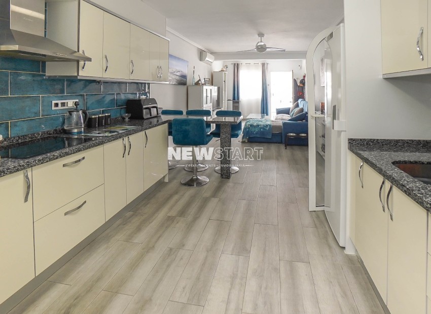 Resale - Quad - La Marina - Urb. La Marina