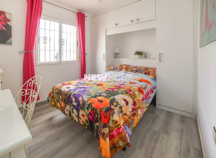 Resale - Quad - La Marina - Urb. La Marina