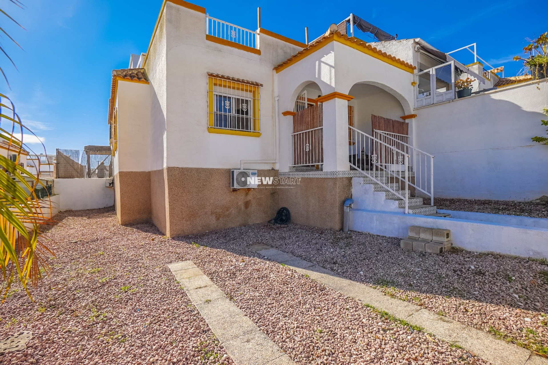 Resale - Quad - La Marina - Urb. La Marina