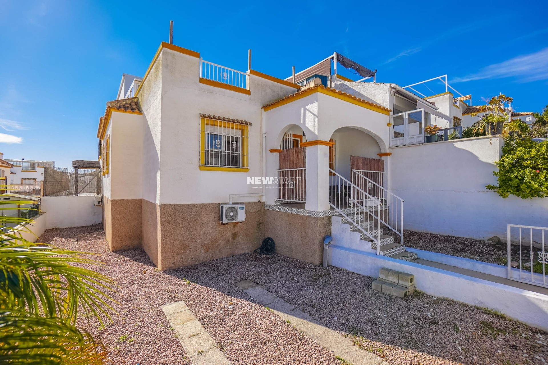 Resale - Quad - La Marina - Urb. La Marina