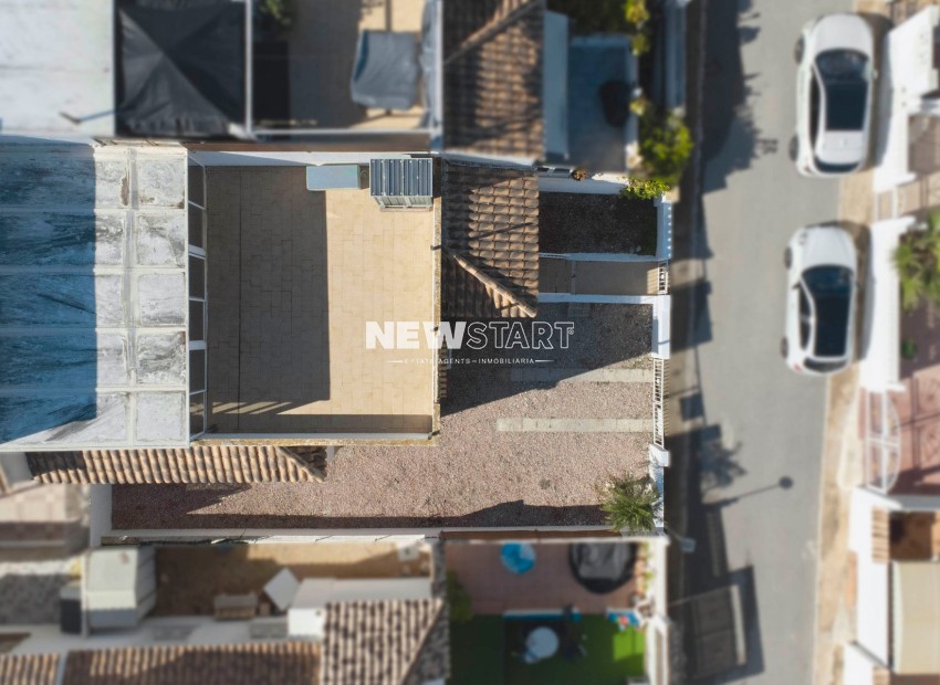 Resale - Quad - La Marina - Urb. La Marina