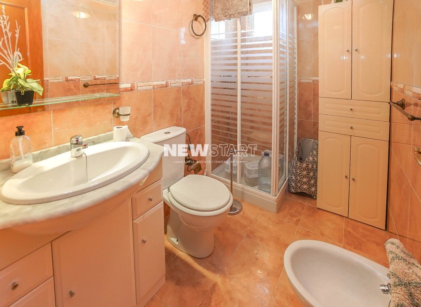 Resale - Quad - La Marina - Urb. La Marina