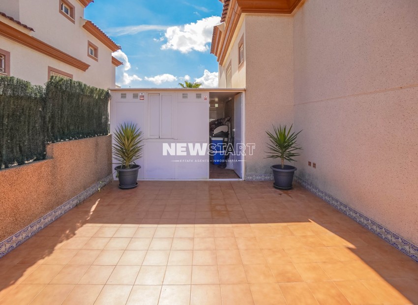 Resale - Quad - La Marina - Urb. La Marina