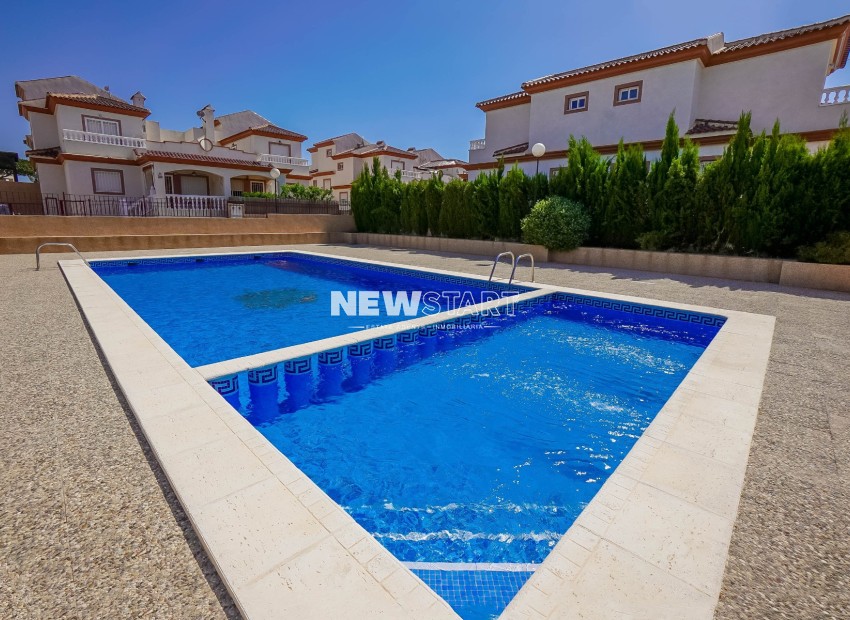 Resale - Quad - La Marina - Urb. La Marina