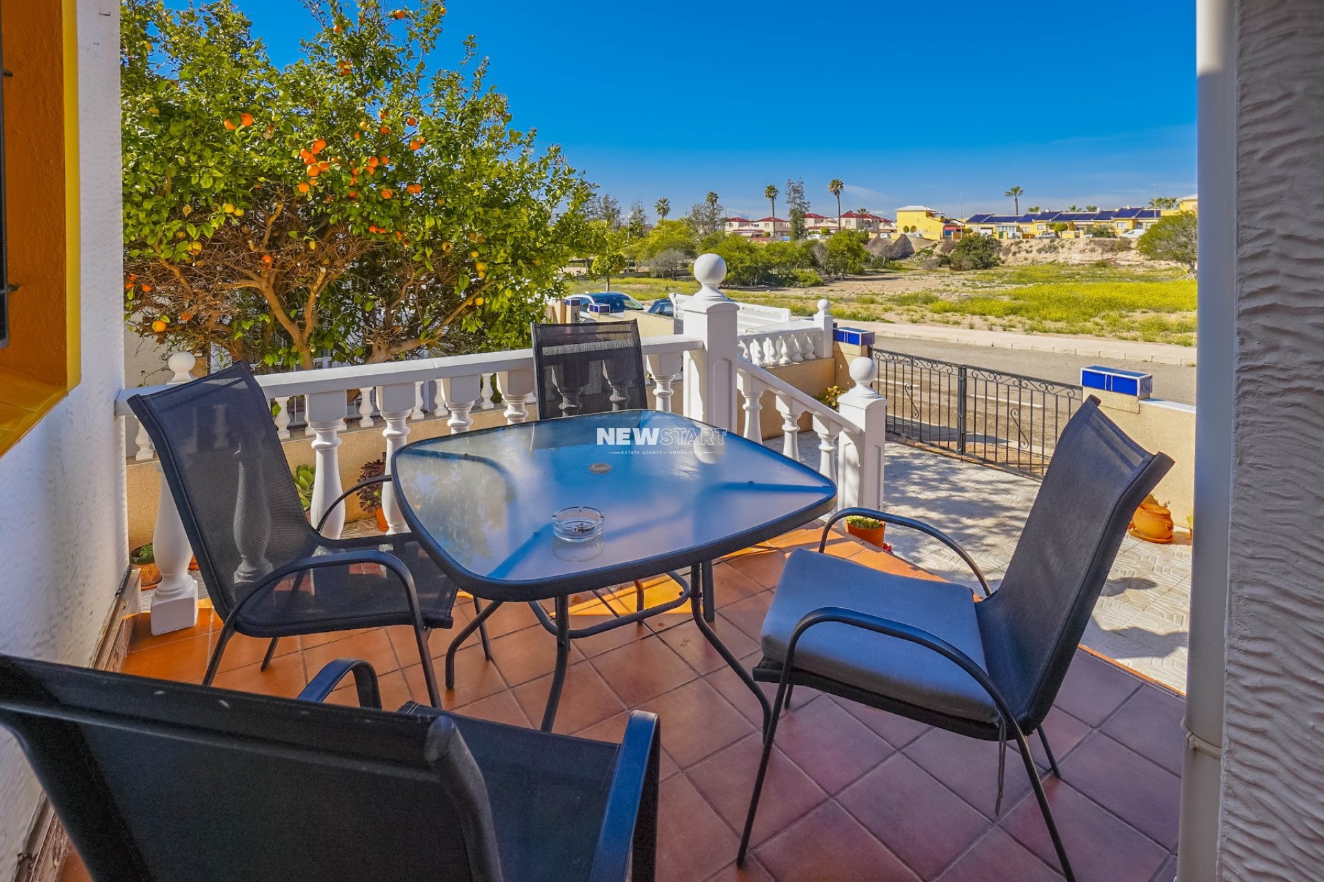 Resale - Quad - La Marina - Urb. La Marina