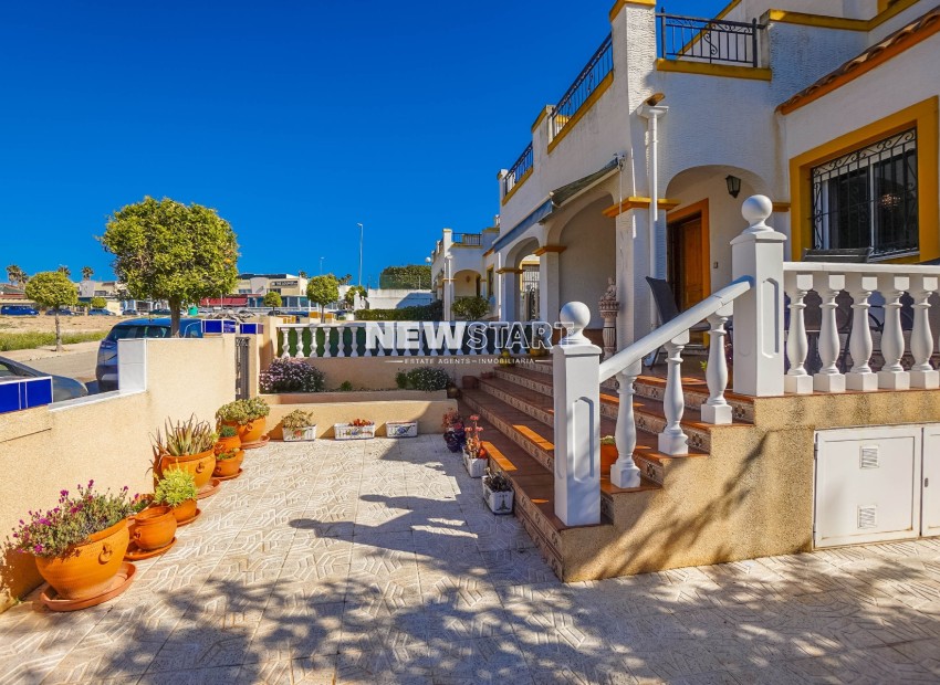 Resale - Quad - La Marina - Urb. La Marina