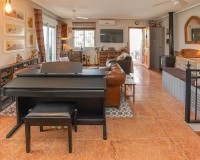 Resale - Quad - La Marina - Urb. La Marina