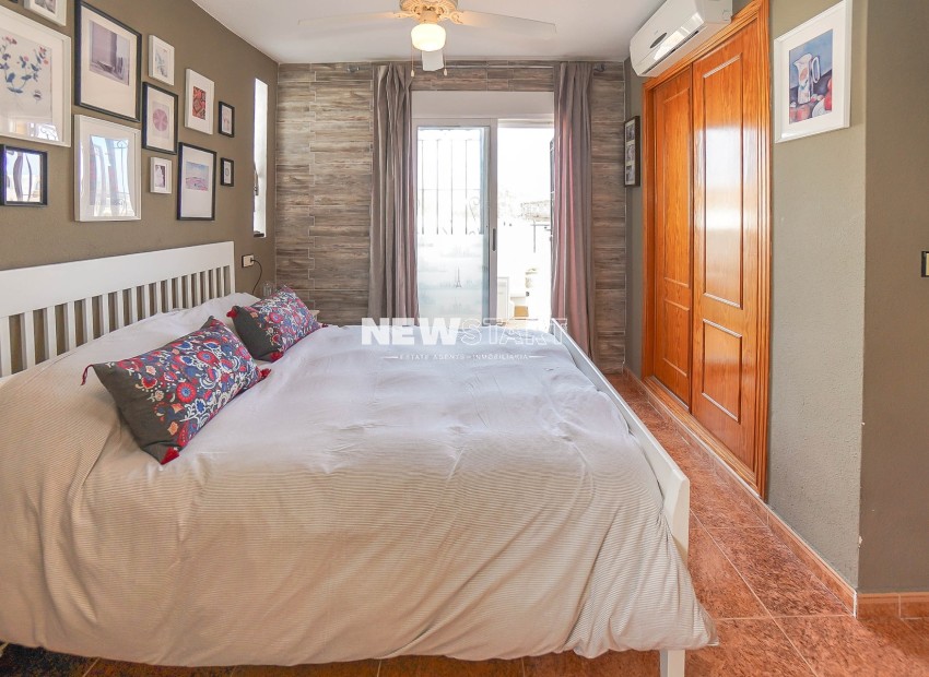 Resale - Quad - La Marina - Urb. La Marina