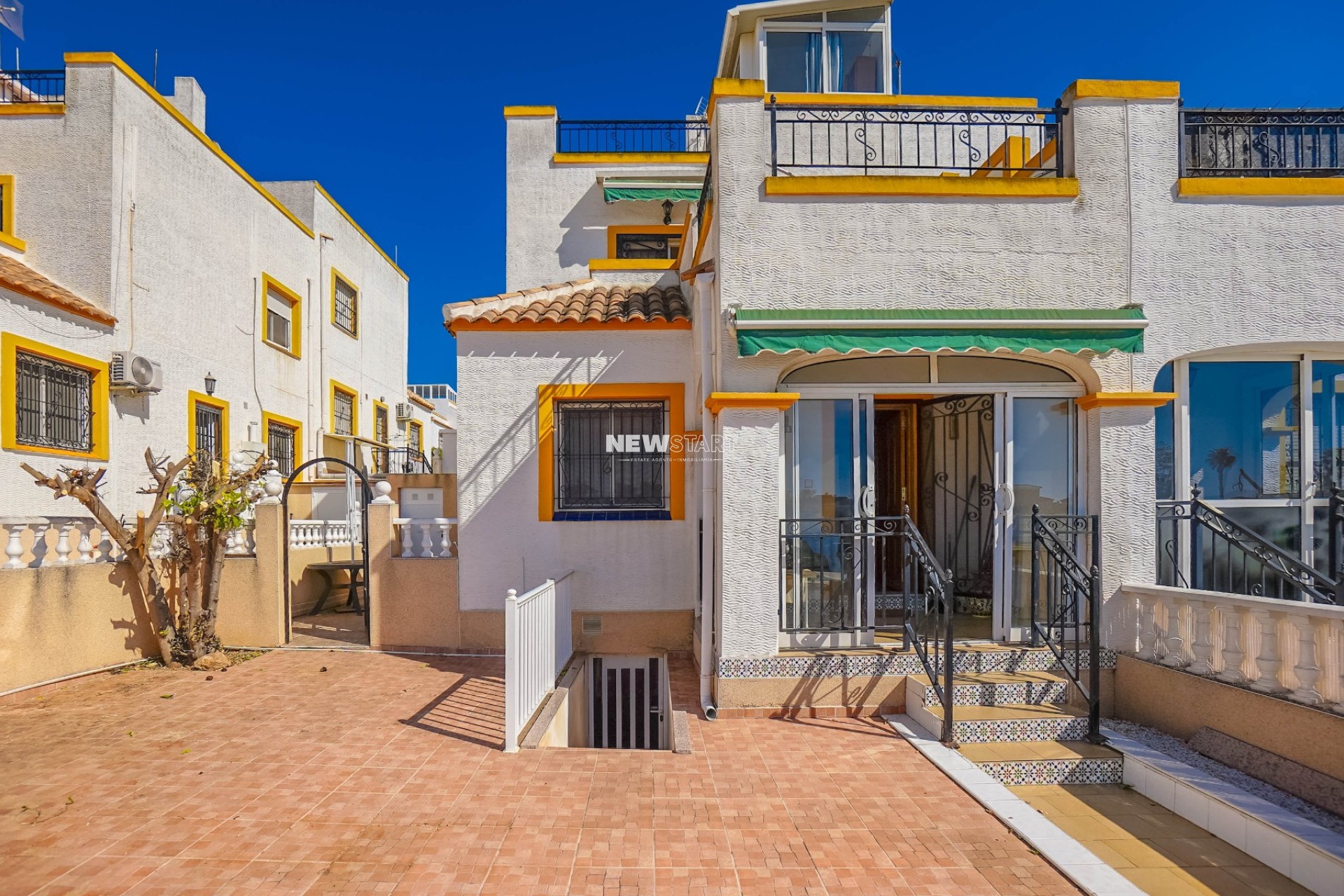 Resale - Quad - La Marina - Urb. La Marina