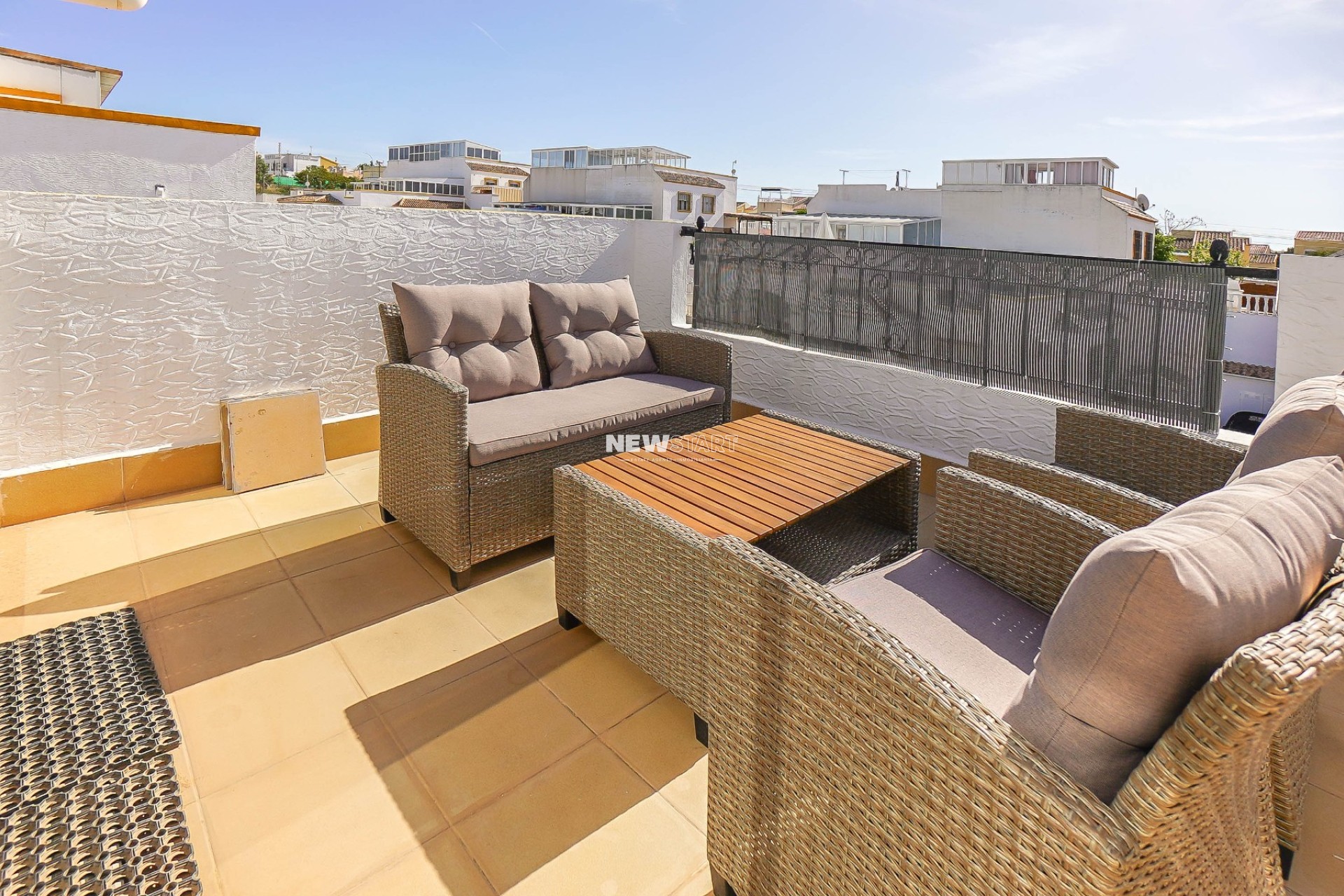 Resale - Quad - La Marina - Urb. La Marina