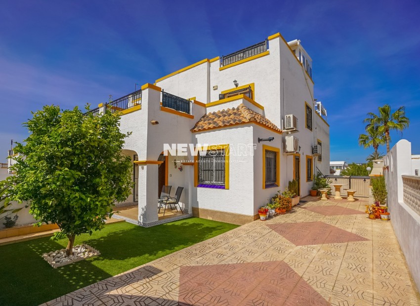 Resale - Quad - La Marina - Urb. La Marina