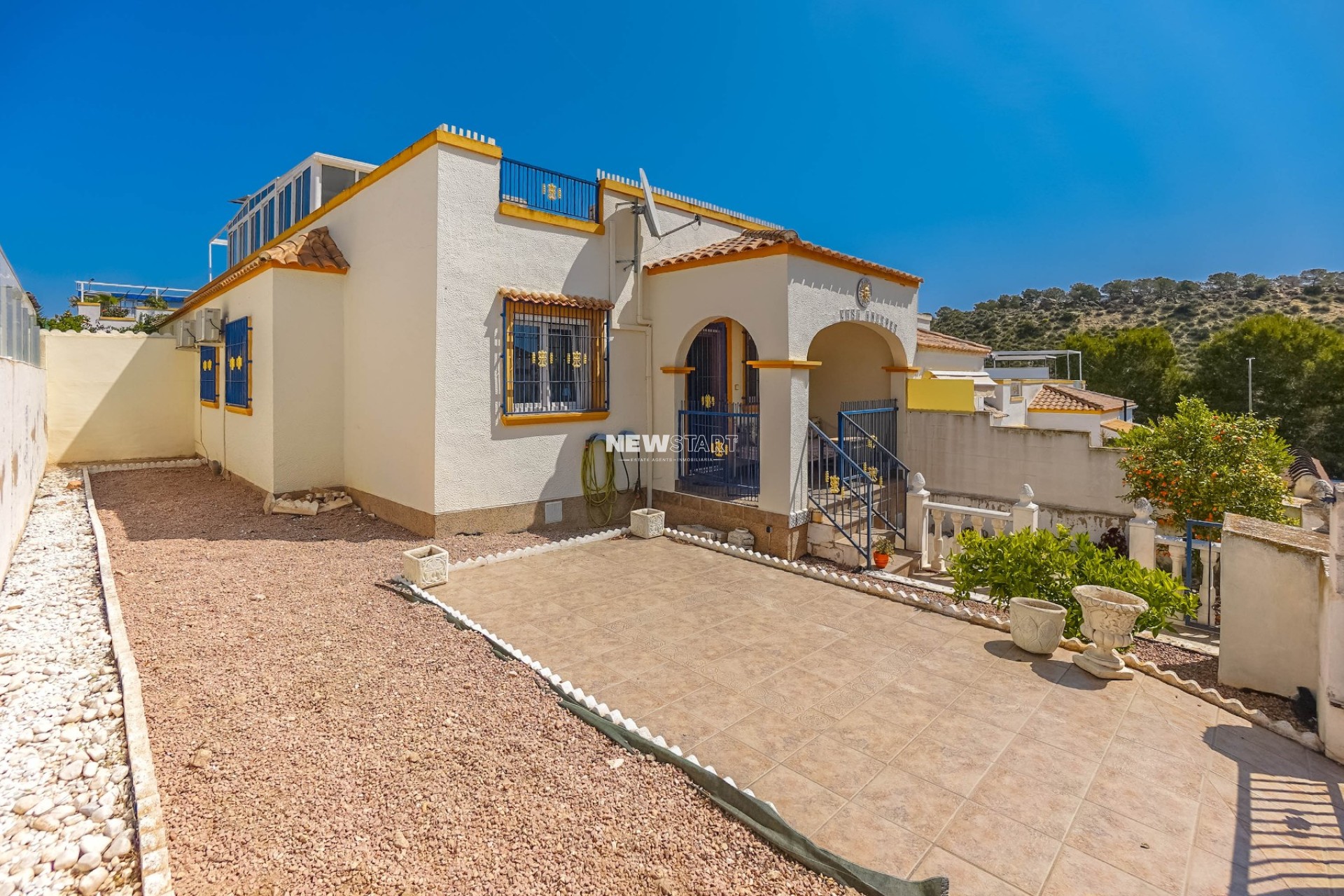 Resale - Quad - La Marina - Urb. La Marina