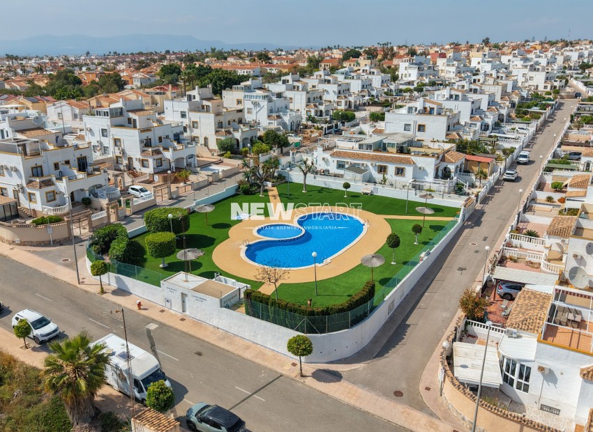 Resale - Quad - La Marina - Urb. La Marina