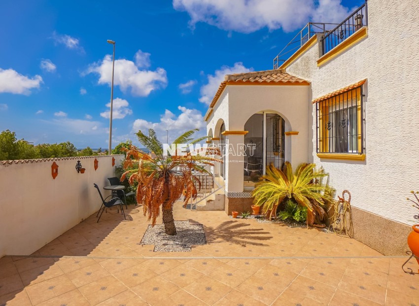 Resale - Quad - La Marina - Urb. La Marina