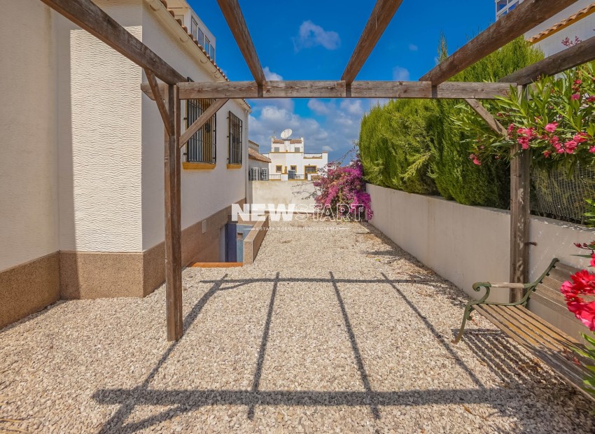 Resale - Quad - La Marina - Urb. La Marina