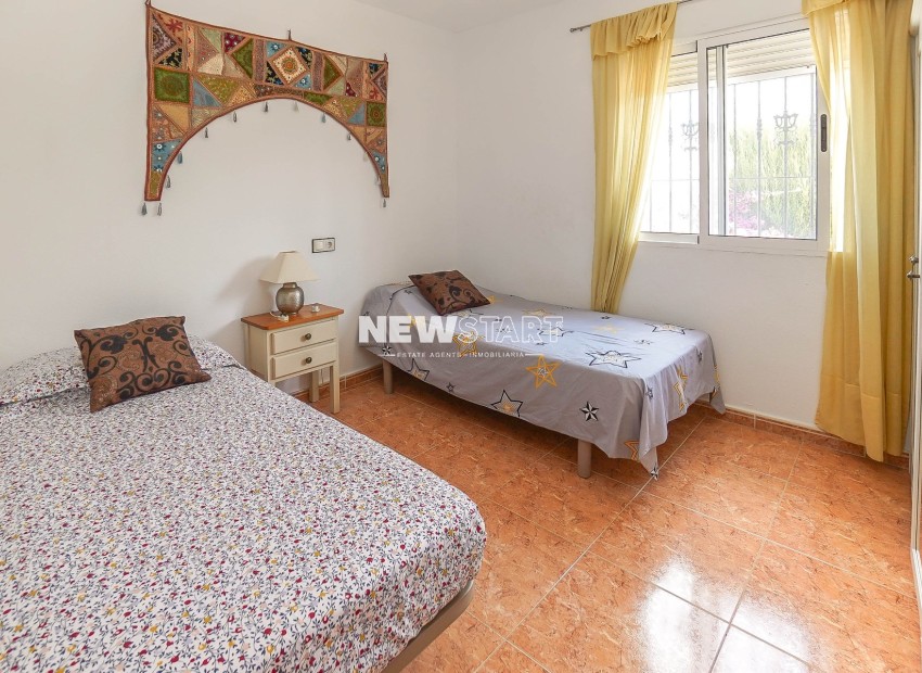 Resale - Quad - La Marina - Urb. La Marina