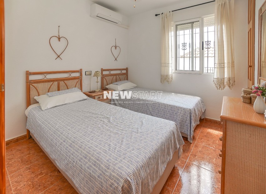 Resale - Quad - La Marina - Urb. La Marina