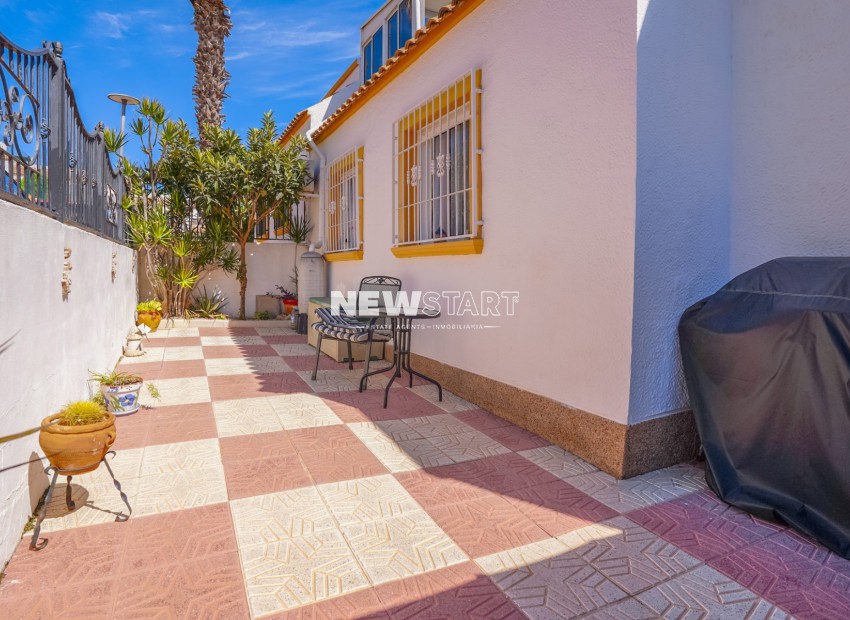 Resale - Quad - La Marina - Urb. La Marina