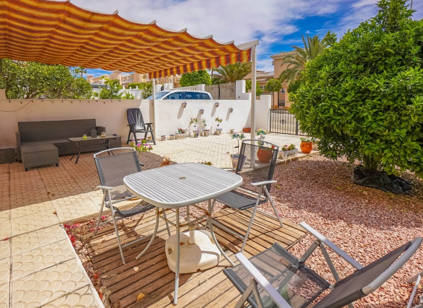 Resale - Quad - La Marina - Urb. La Marina