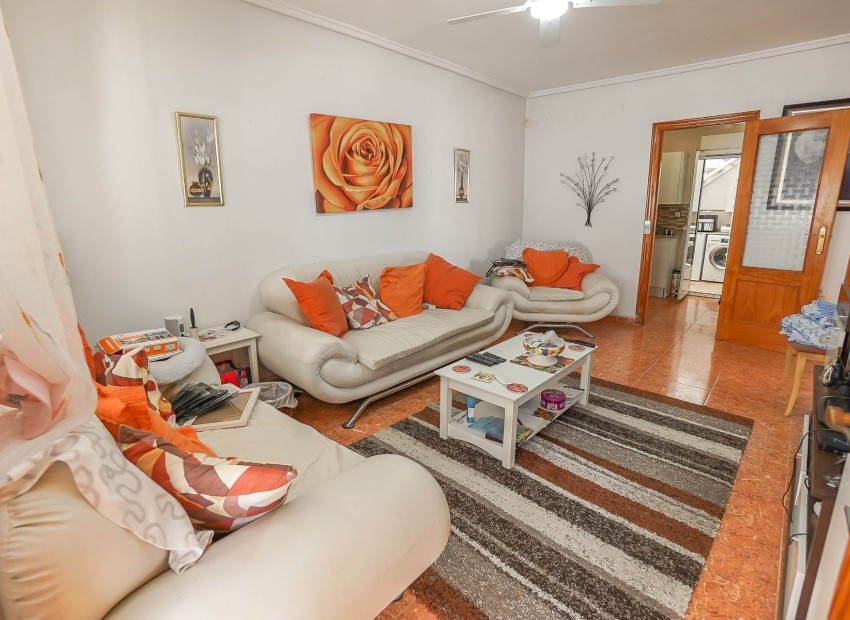 Resale - Quad - La Marina - Urb. La Marina
