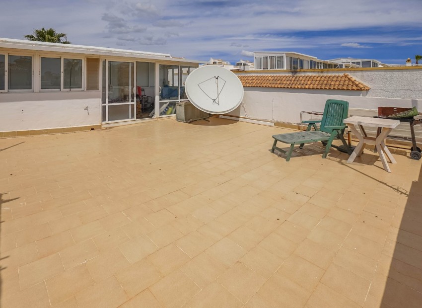 Resale - Quad - La Marina - Urb. La Marina