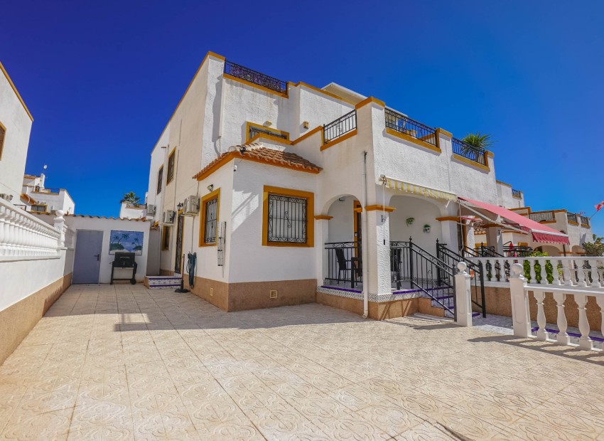 Resale - Quad - La Marina - Urb. La Marina