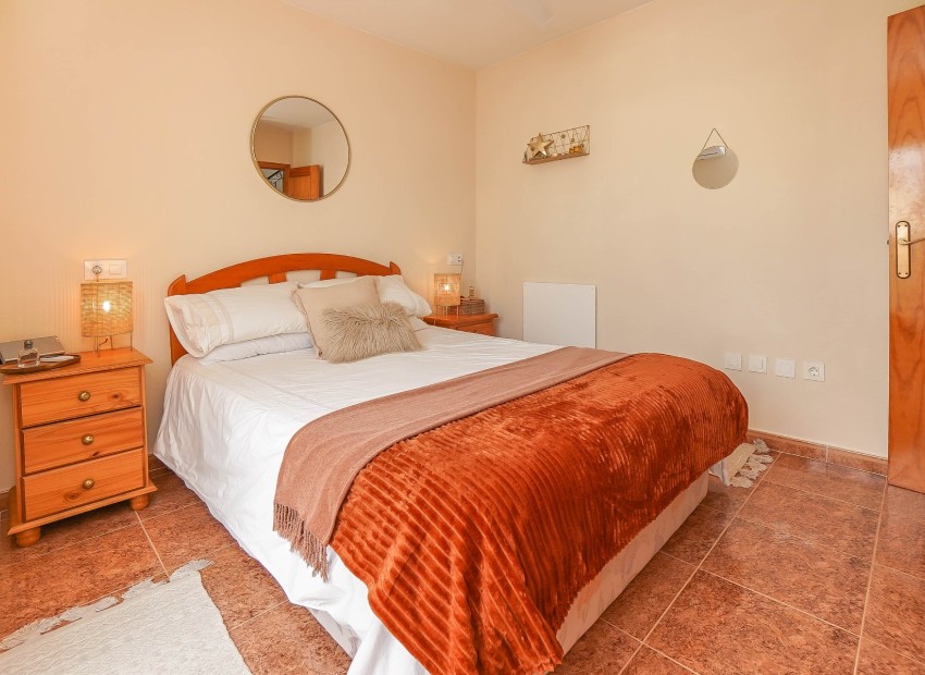 Resale - Quad - La Marina - Urb. La Marina
