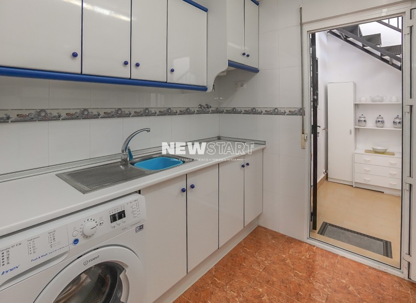 Resale - Quad - La Marina - Urb. La Marina