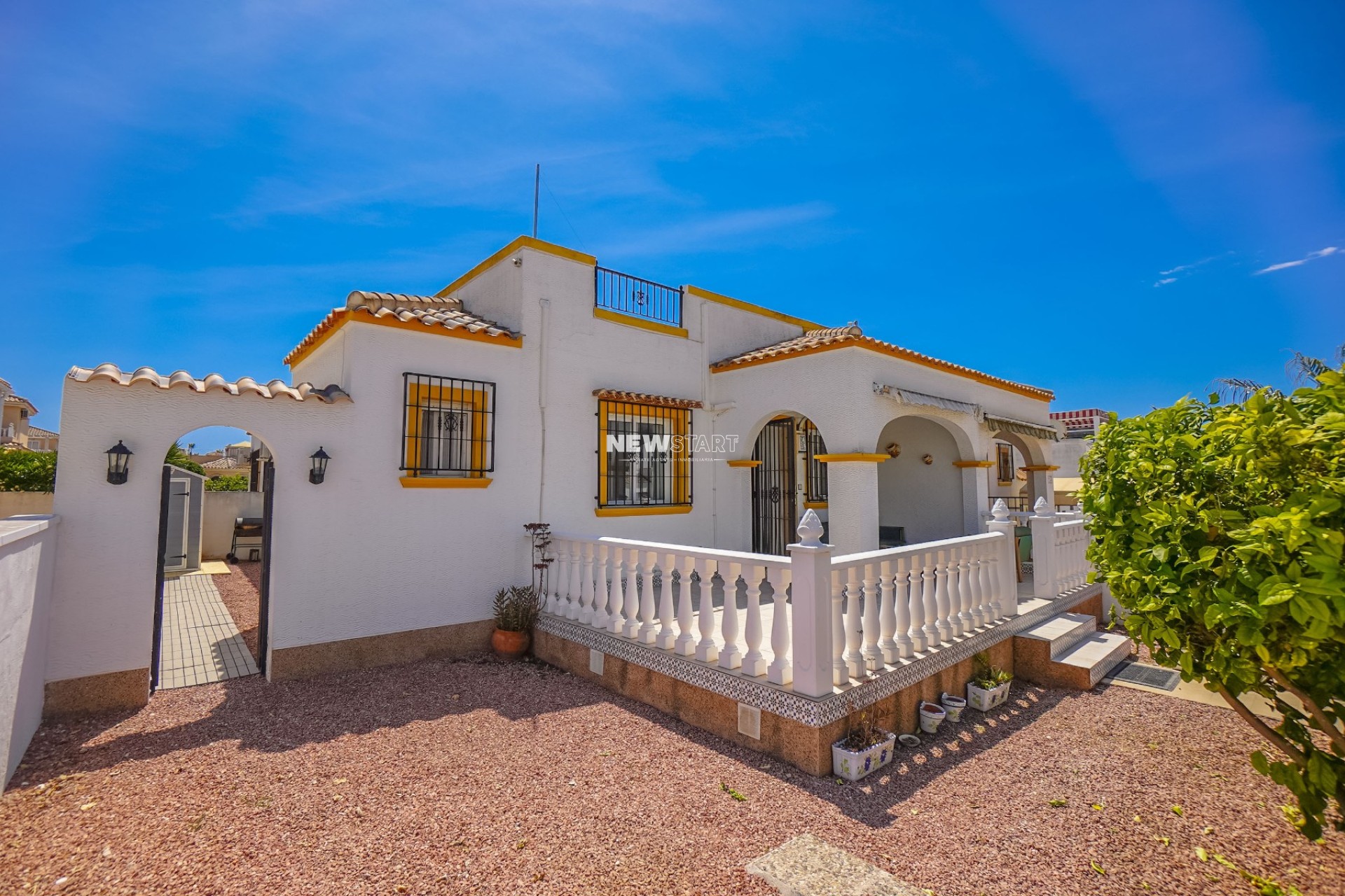 Resale - Quad - La Marina - Urb. La Marina