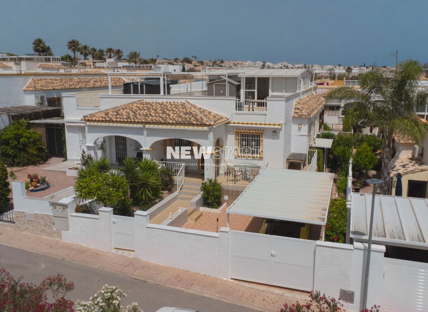 Resale - Quad - La Marina - Urb. La Marina
