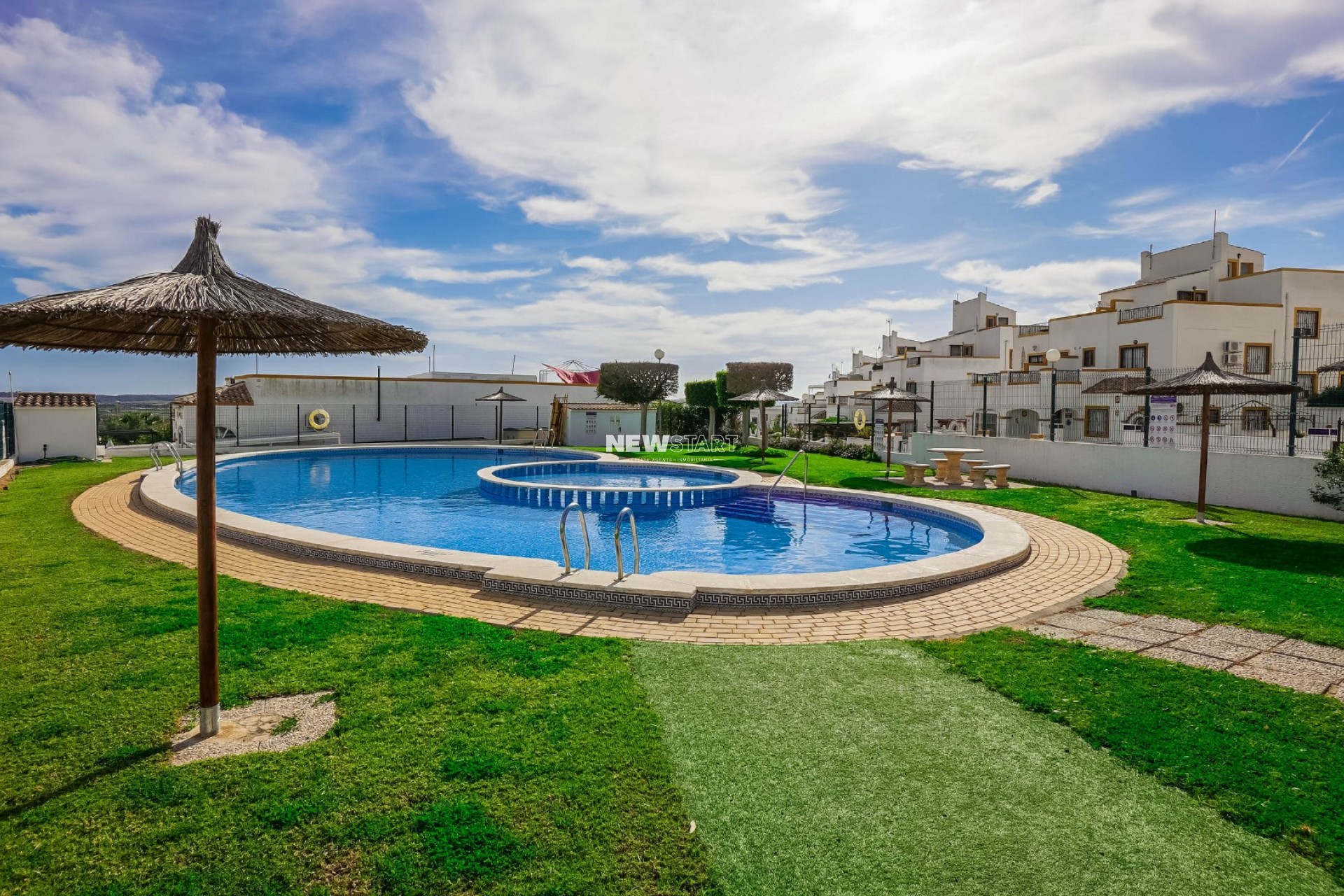 Resale - Quad - La Marina - Urb. La Marina
