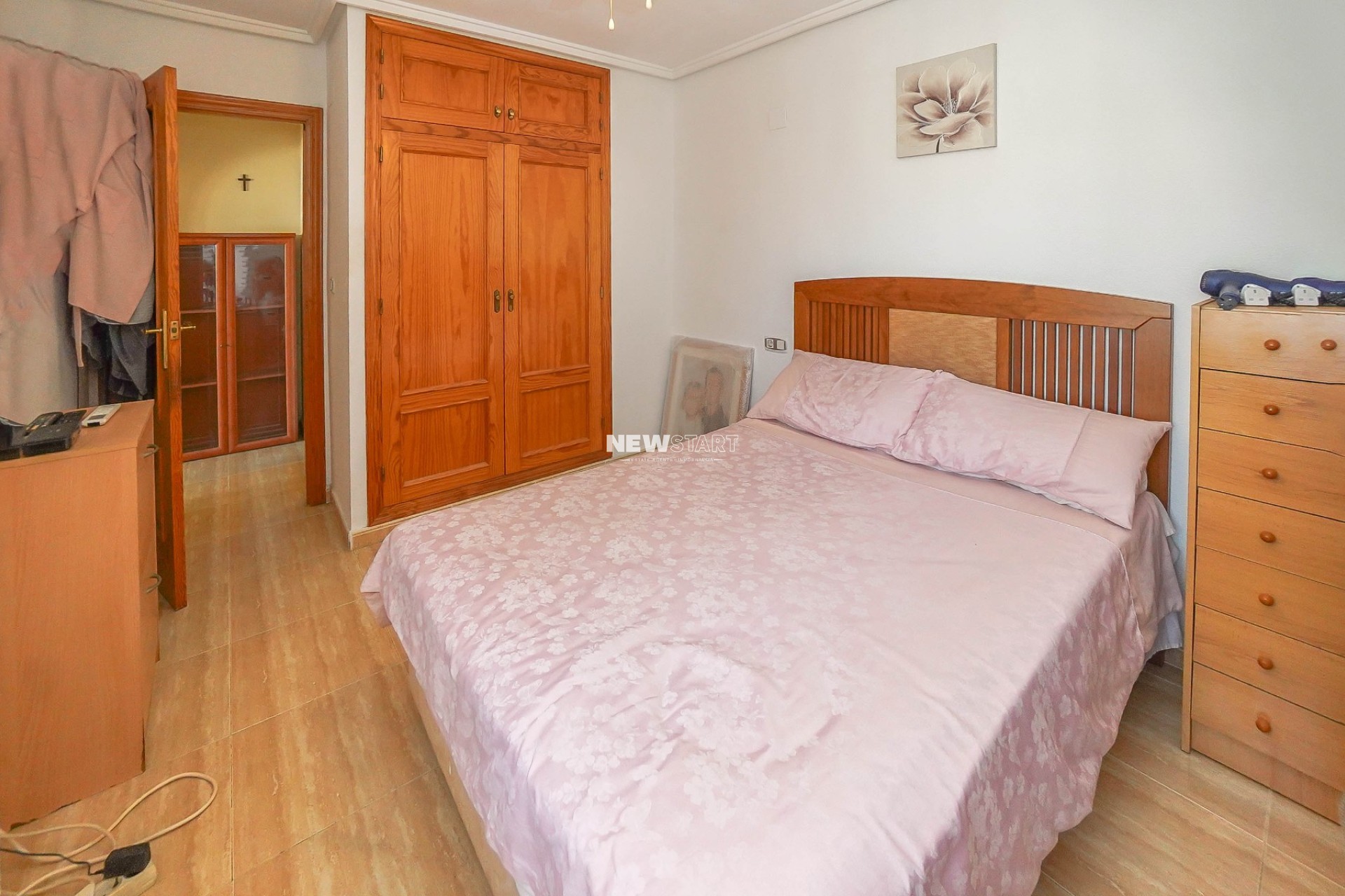 Resale - Quad - Lo Crispin