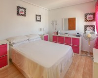 Resale - Quad - Lo Crispin