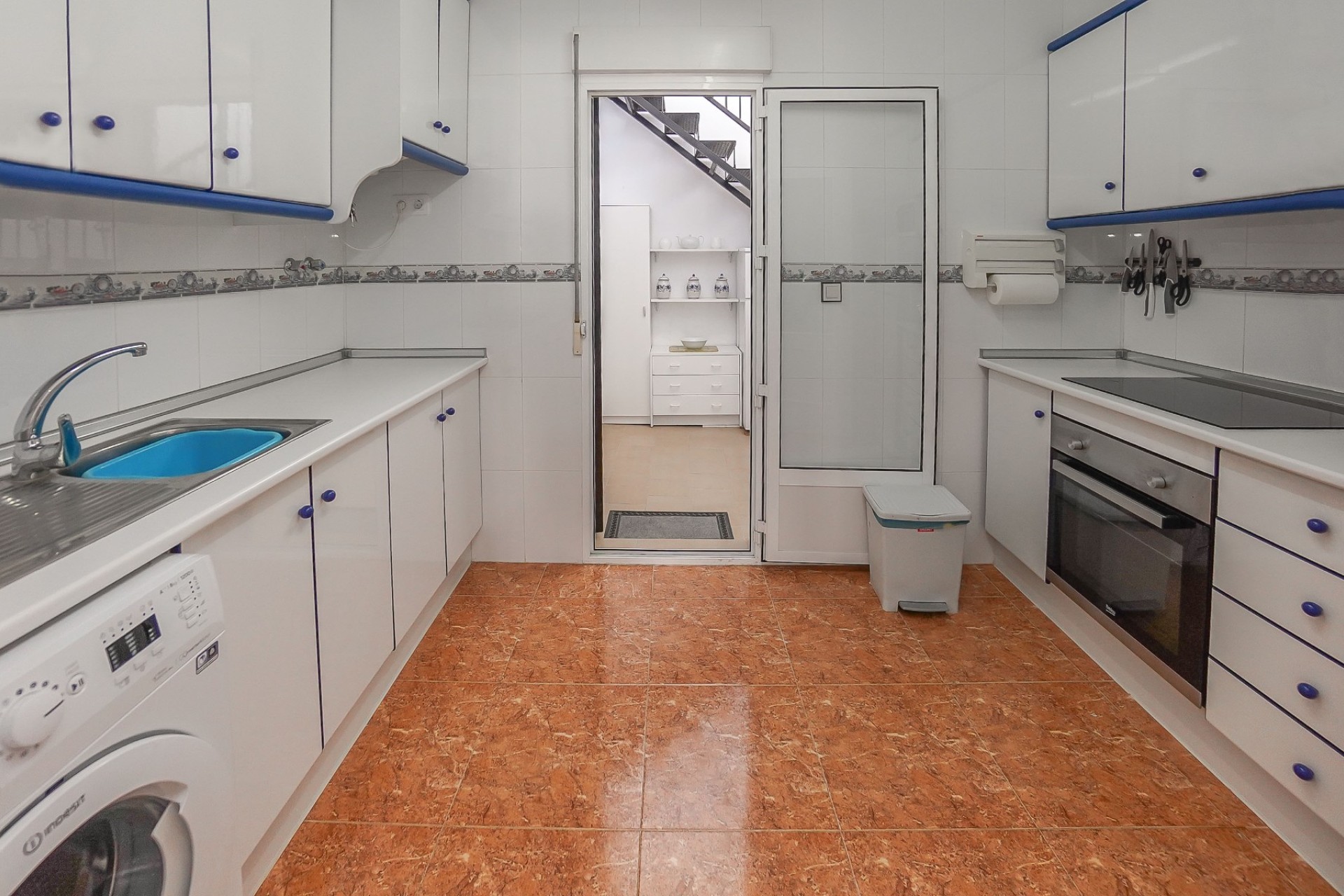 Resale - Quad / Semi-Detached - La Marina - Urb. La Marina