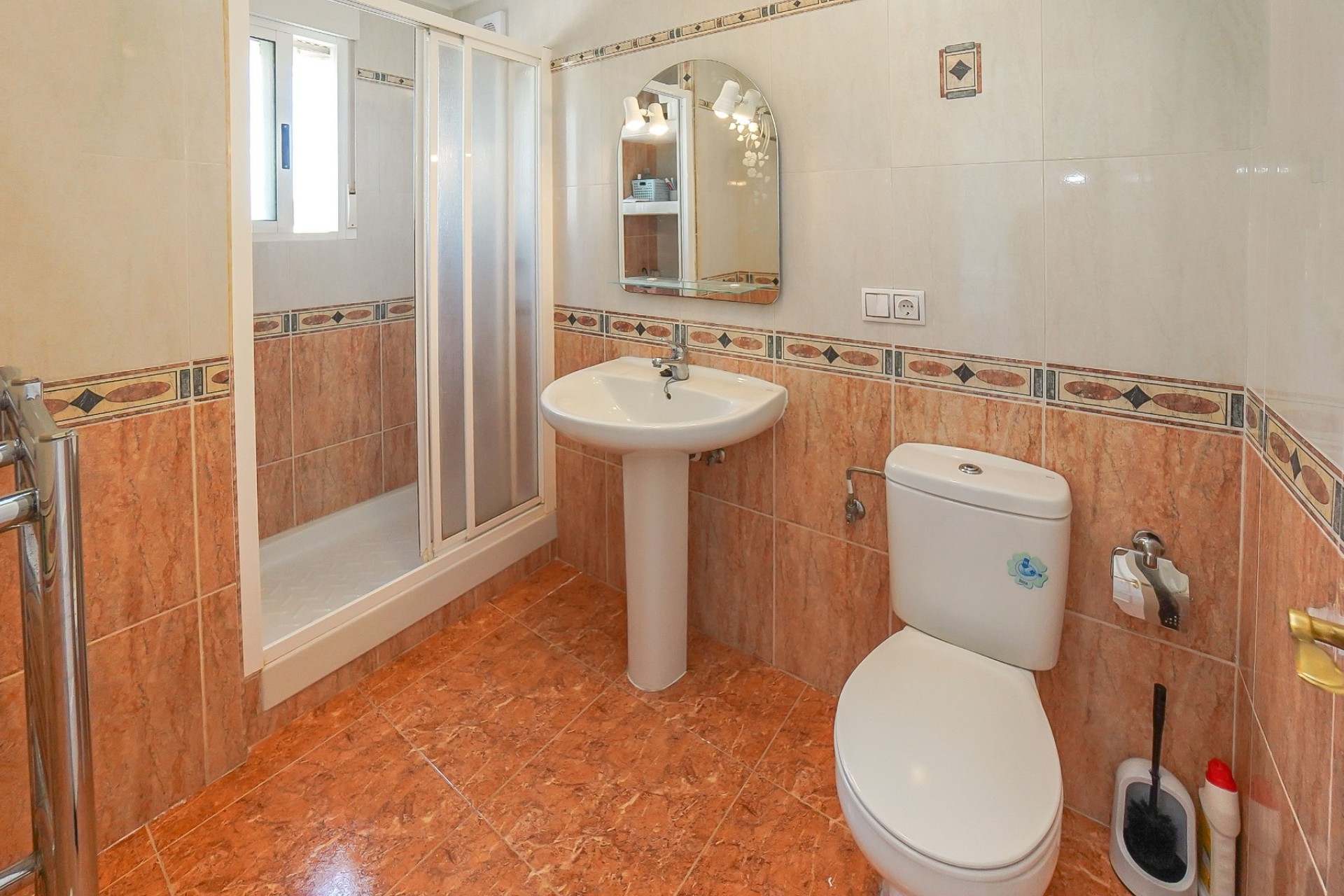 Resale - Quad / Semi-Detached - La Marina - Urb. La Marina