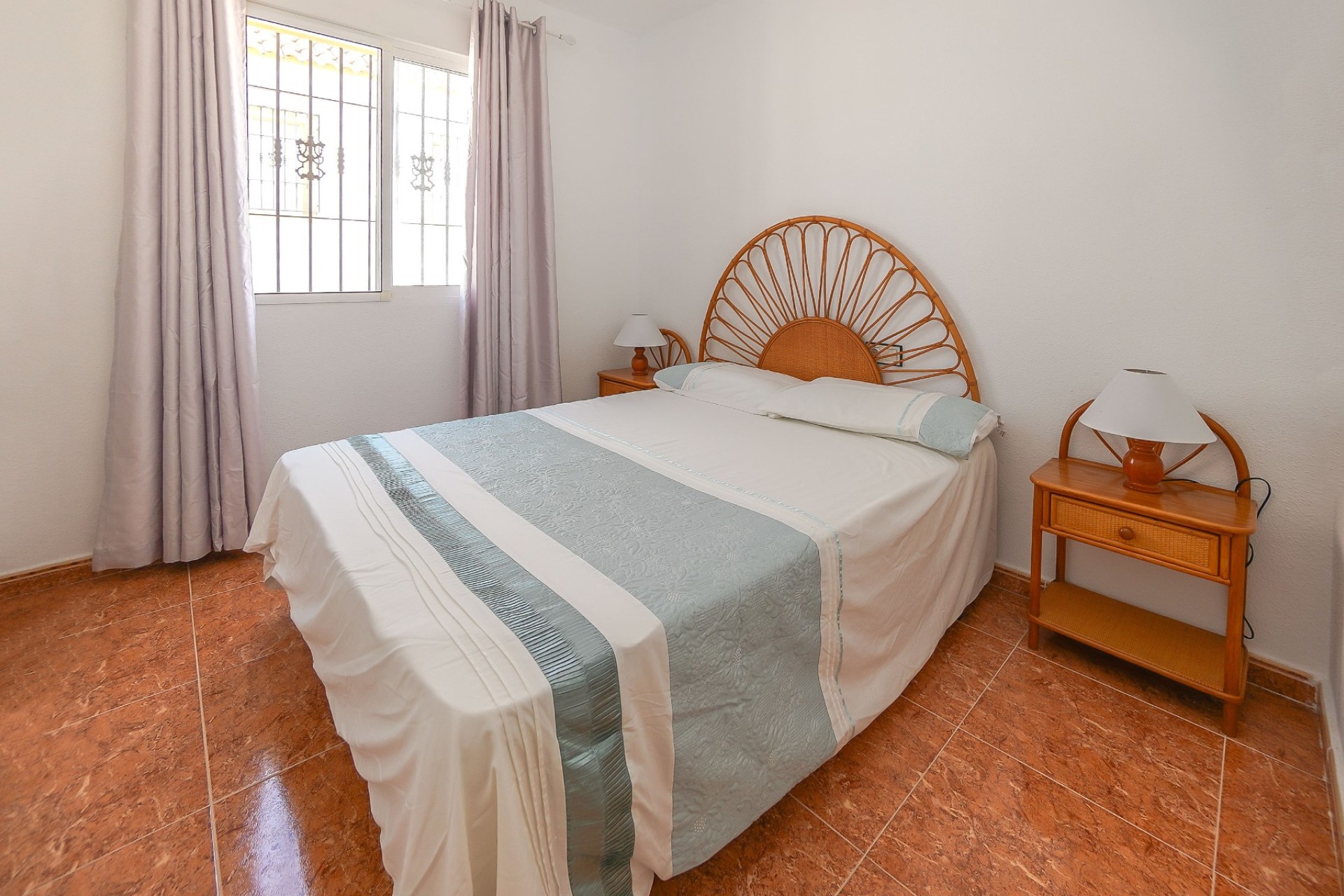 Resale - Quad / Semi-Detached - La Marina - Urb. La Marina