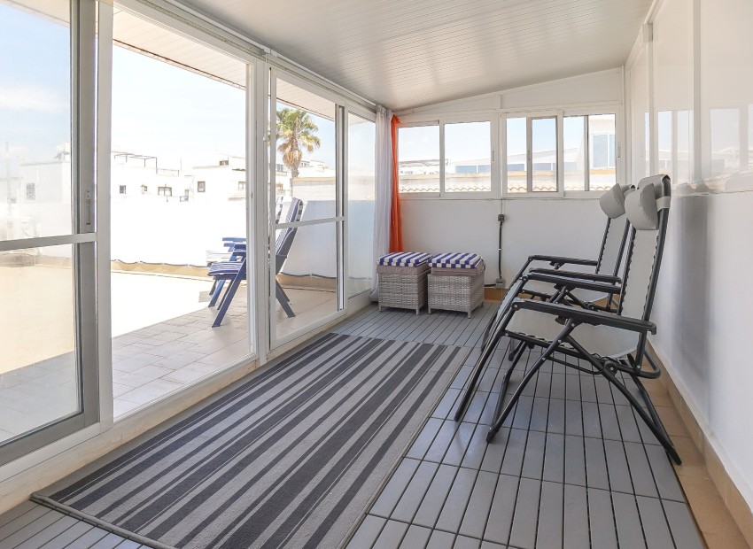 Resale - Quad / Semi-Detached - La Marina - Urb. La Marina