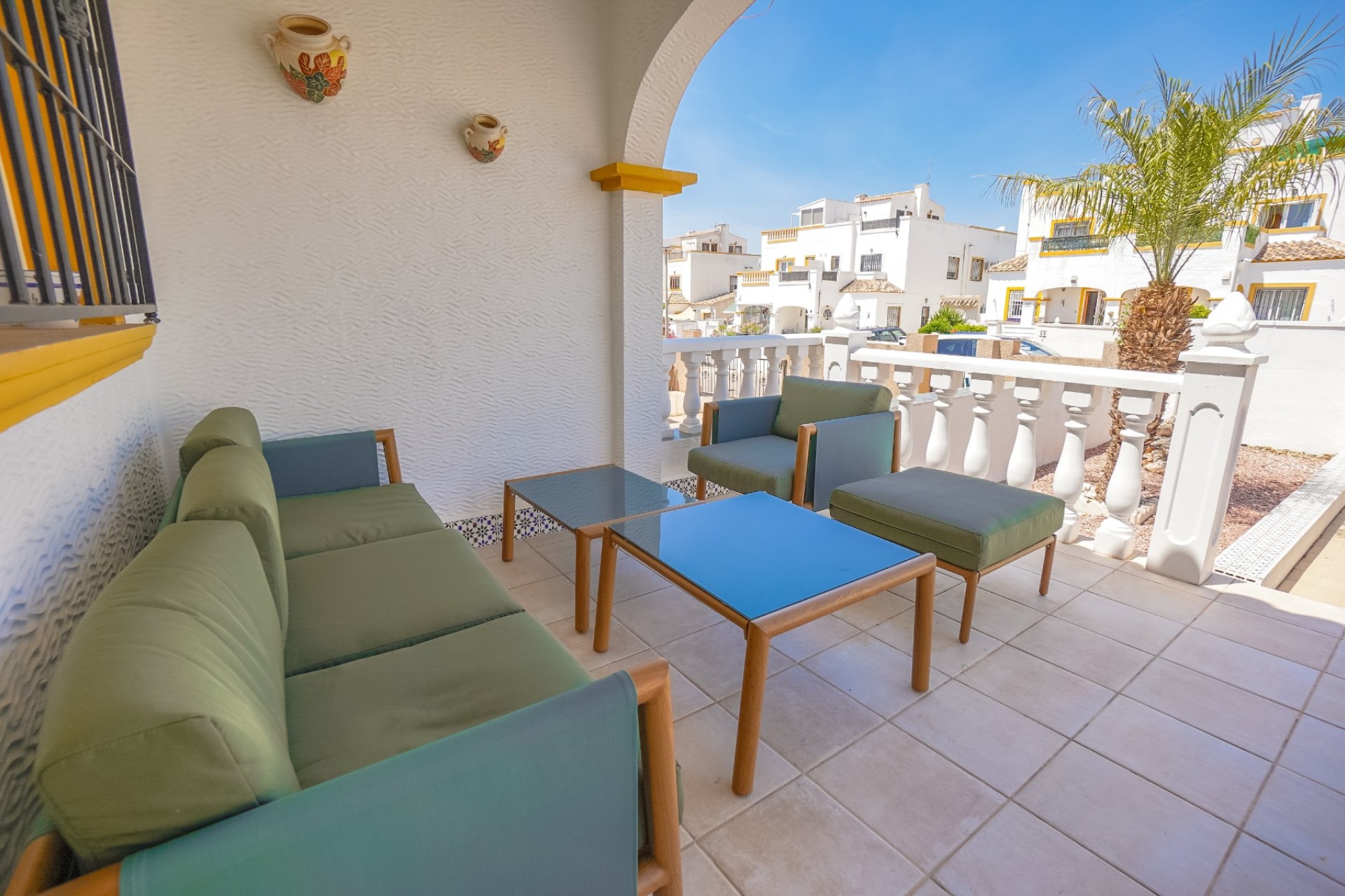 Resale - Quad / Semi-Detached - La Marina - Urb. La Marina
