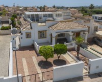 Resale - Quad / Semi-Detached - La Marina - Urb. La Marina