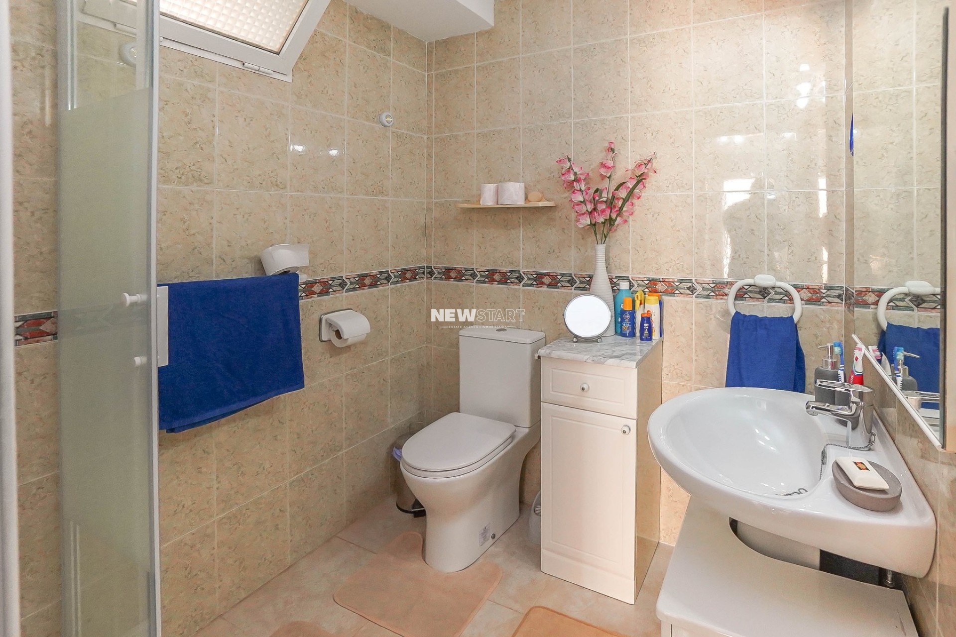 Resale - Semi-Detached - La Marina - Urb. El Oasis