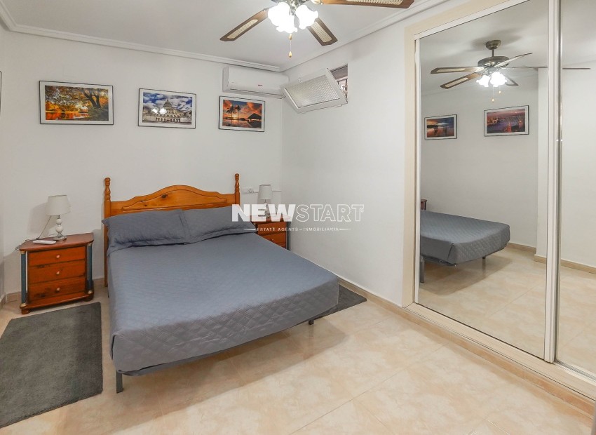 Resale - Semi-Detached - La Marina - Urb. El Oasis