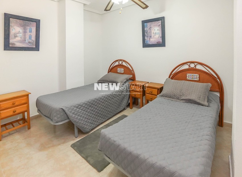 Resale - Semi-Detached - La Marina - Urb. El Oasis