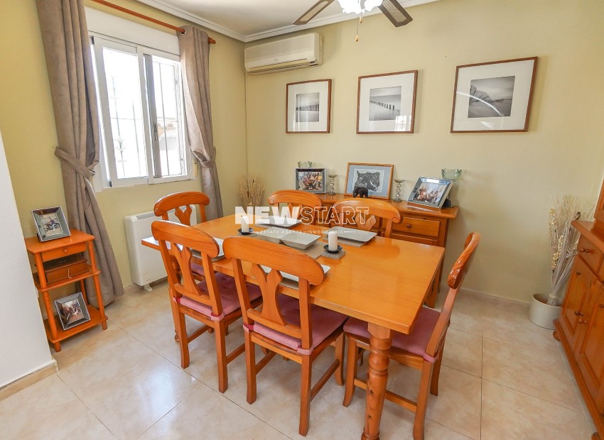 Resale - Semi-Detached - La Marina - Urb. El Oasis