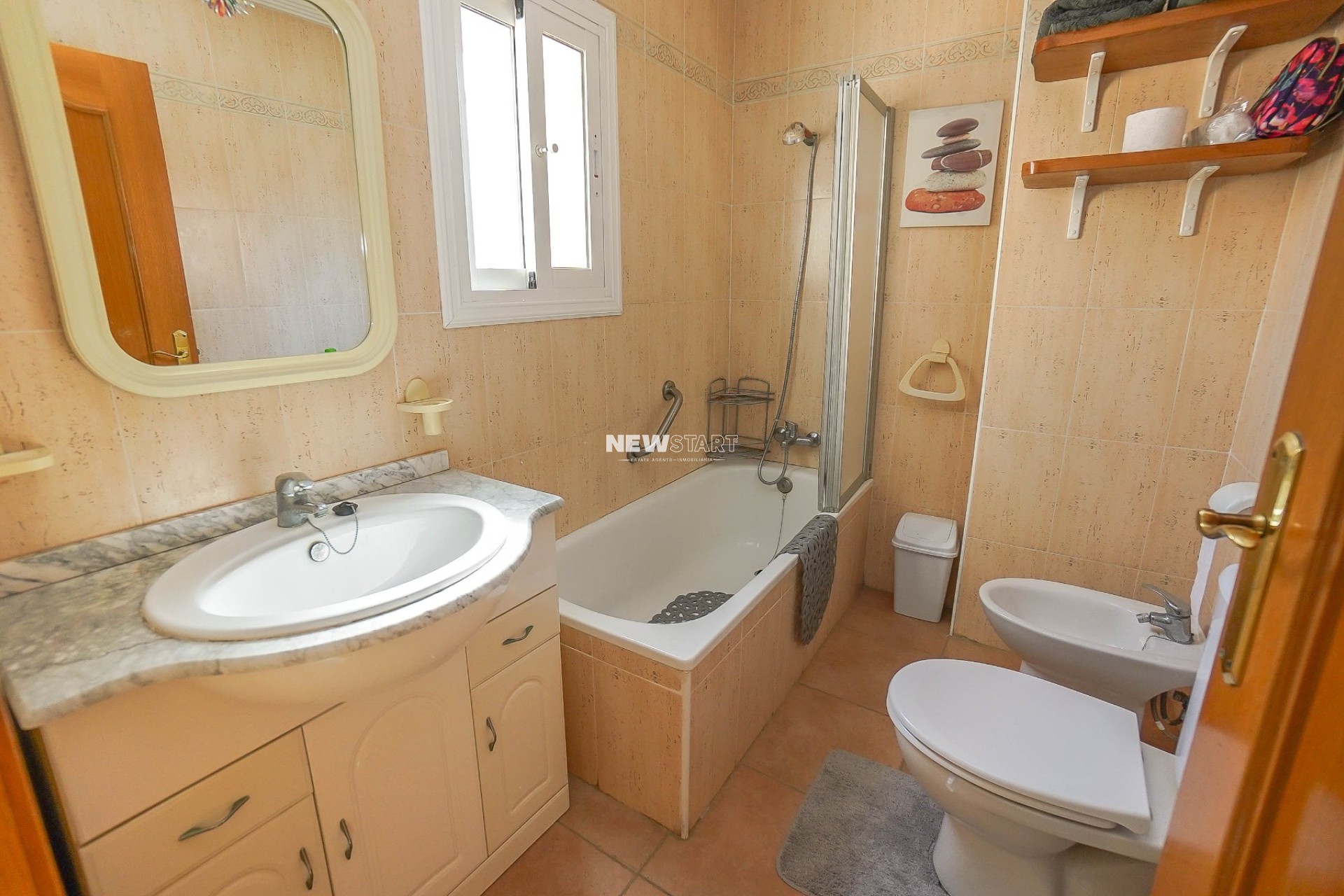 Resale - Semi-Detached - La Marina - Urb. La Marina