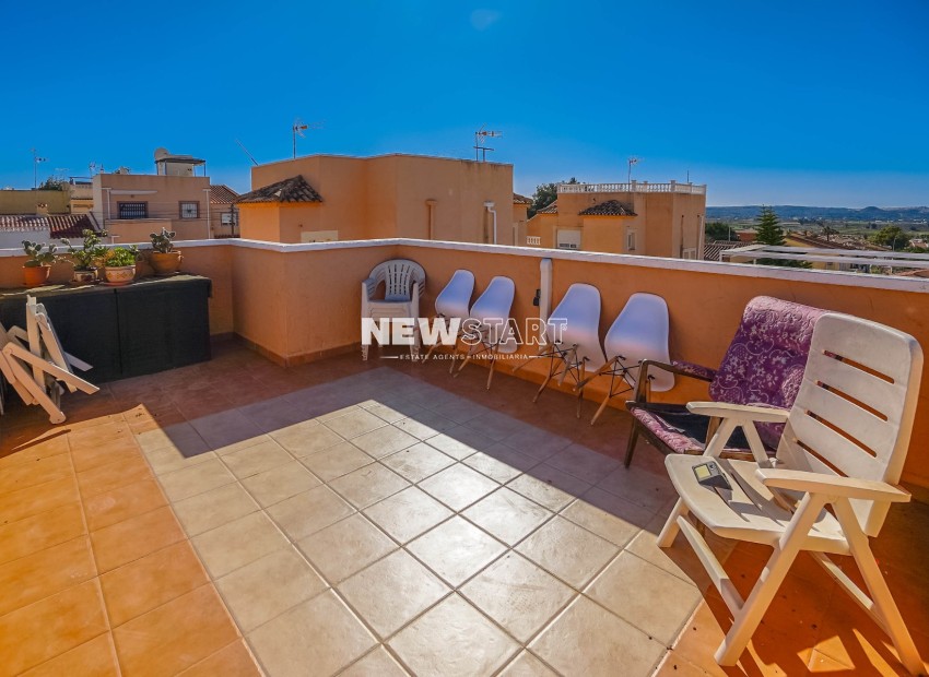 Resale - Semi-Detached - La Marina - Urb. La Marina