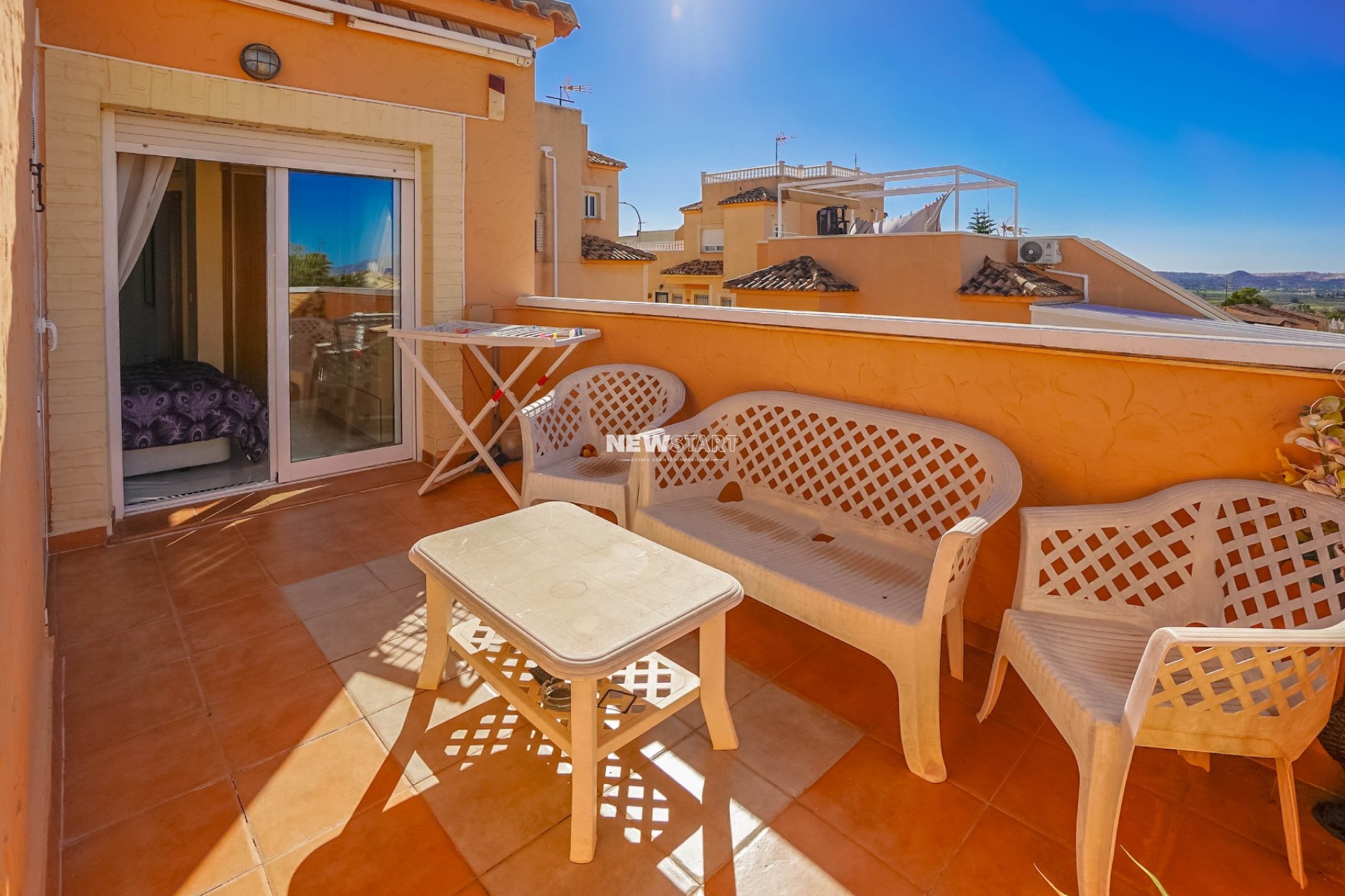 Resale - Semi-Detached - La Marina - Urb. La Marina