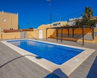 Resale - Semi-Detached - La Marina - Urb. La Marina