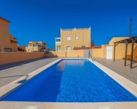 Resale - Semi-Detached - La Marina - Urb. La Marina